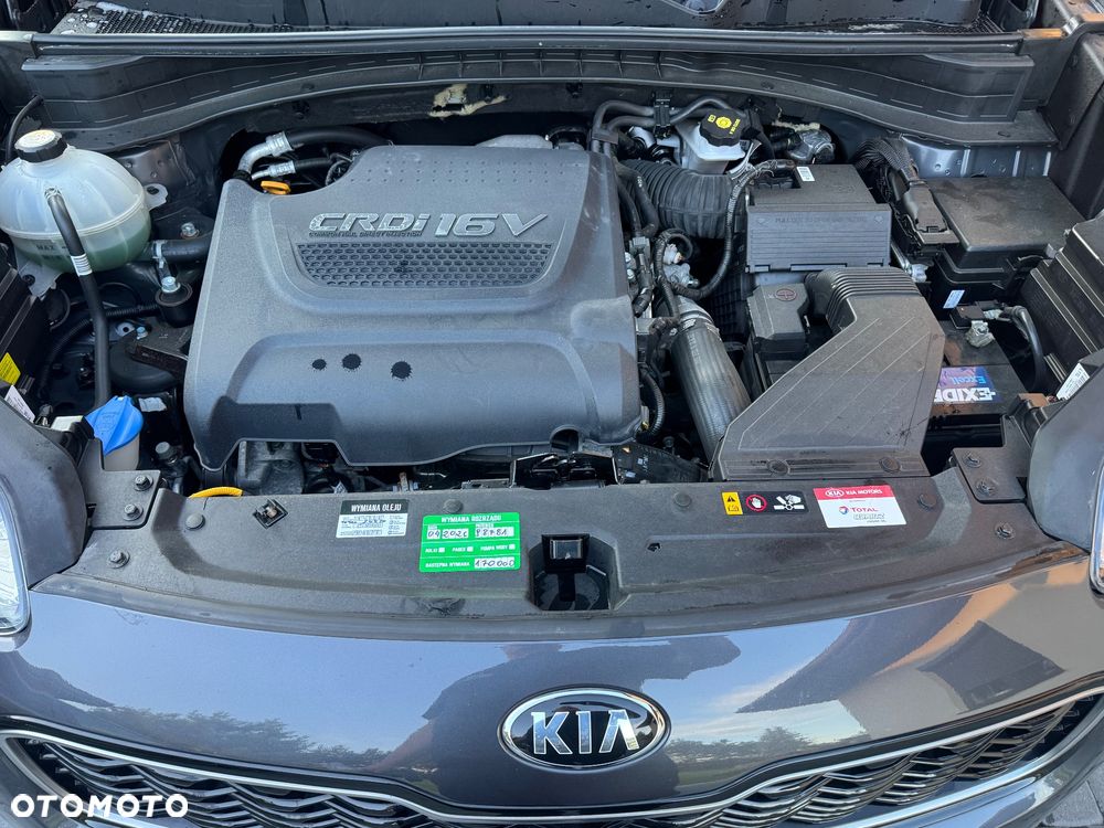 Kia Sportage 2,0 CRDI AWD GT Line - 37