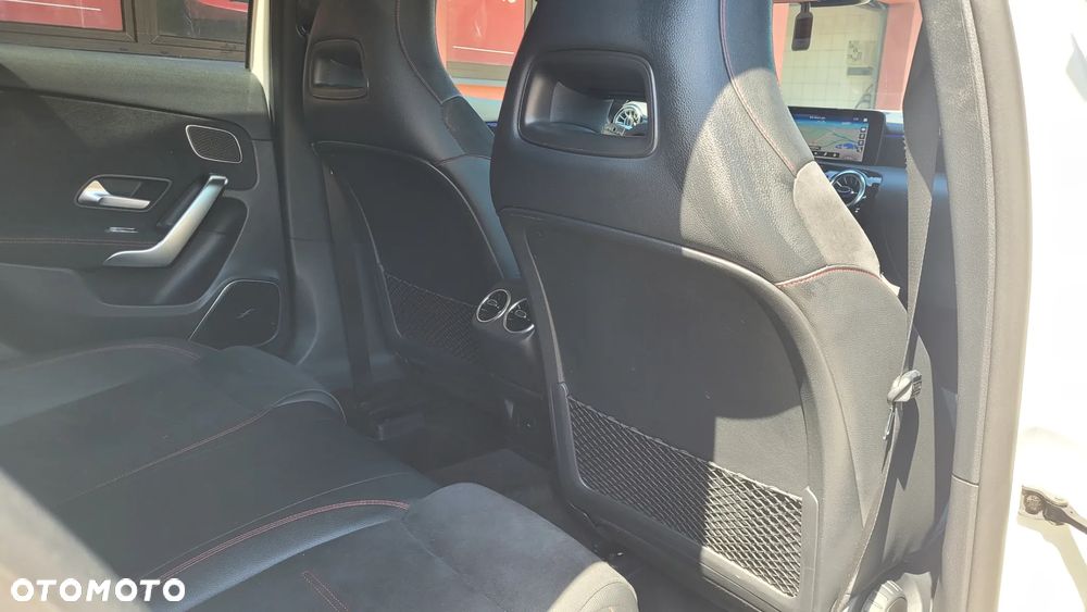 Mercedes-Benz Klasa A 250 Edycja specjalna 7G-DCT - 13