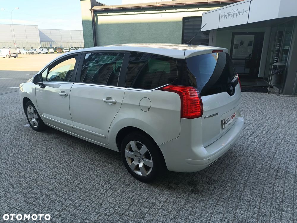Peugeot 5008 HDI FAP 150 Active - 4