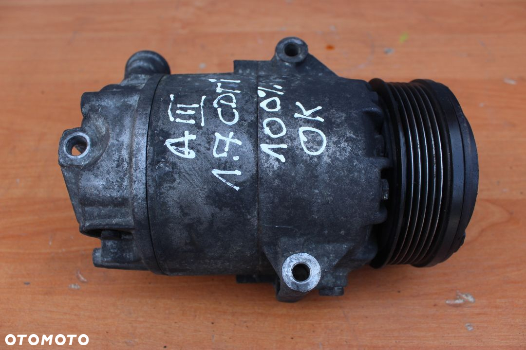 SPRĘŻARKA KLIMATYZACJI OPEL ASTRA H 1.7 CDTI 13124751 WJ - 4