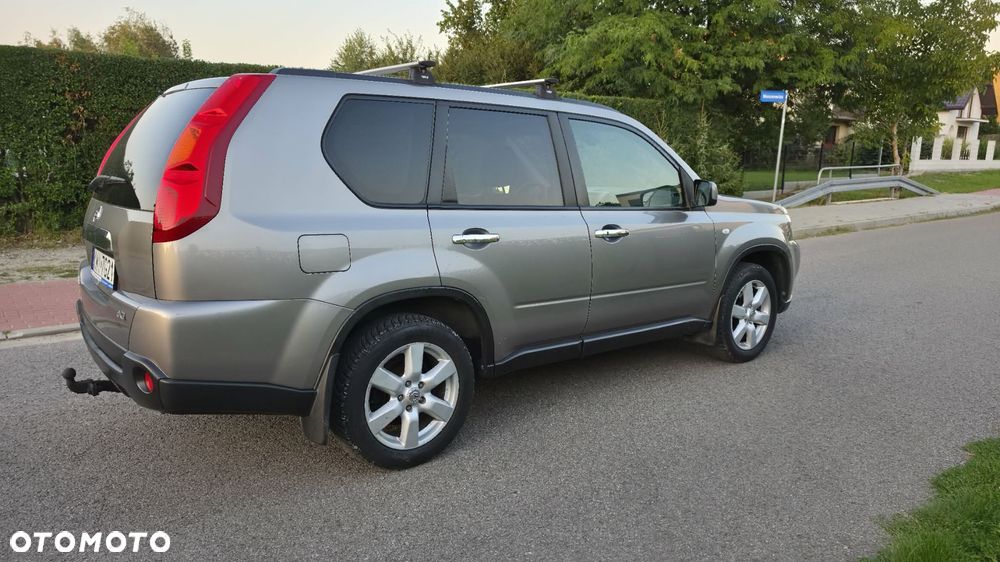 Nissan X-Trail 2.0 dCi SE - 8