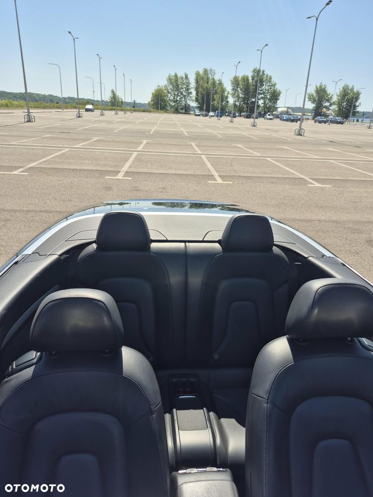 Audi A5 Cabrio - 11
