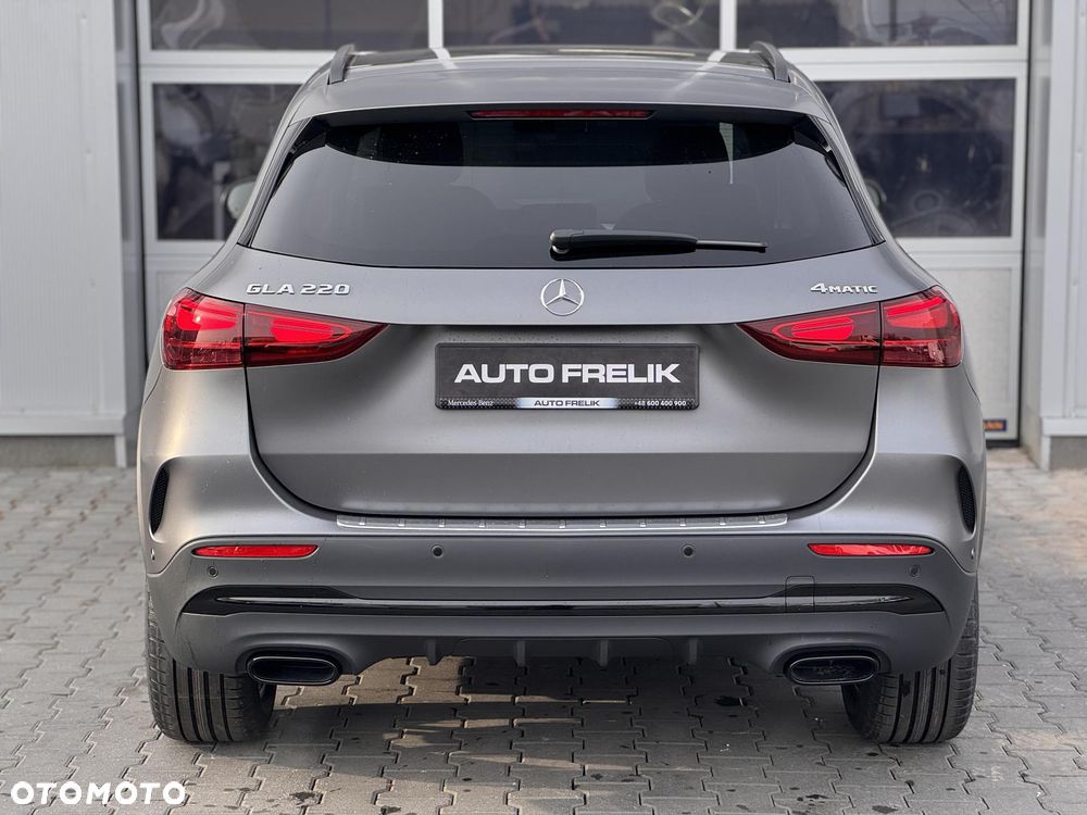 Mercedes-Benz GLA 220 mHEV 4-Matic AMG Line 8G-DCT - 10