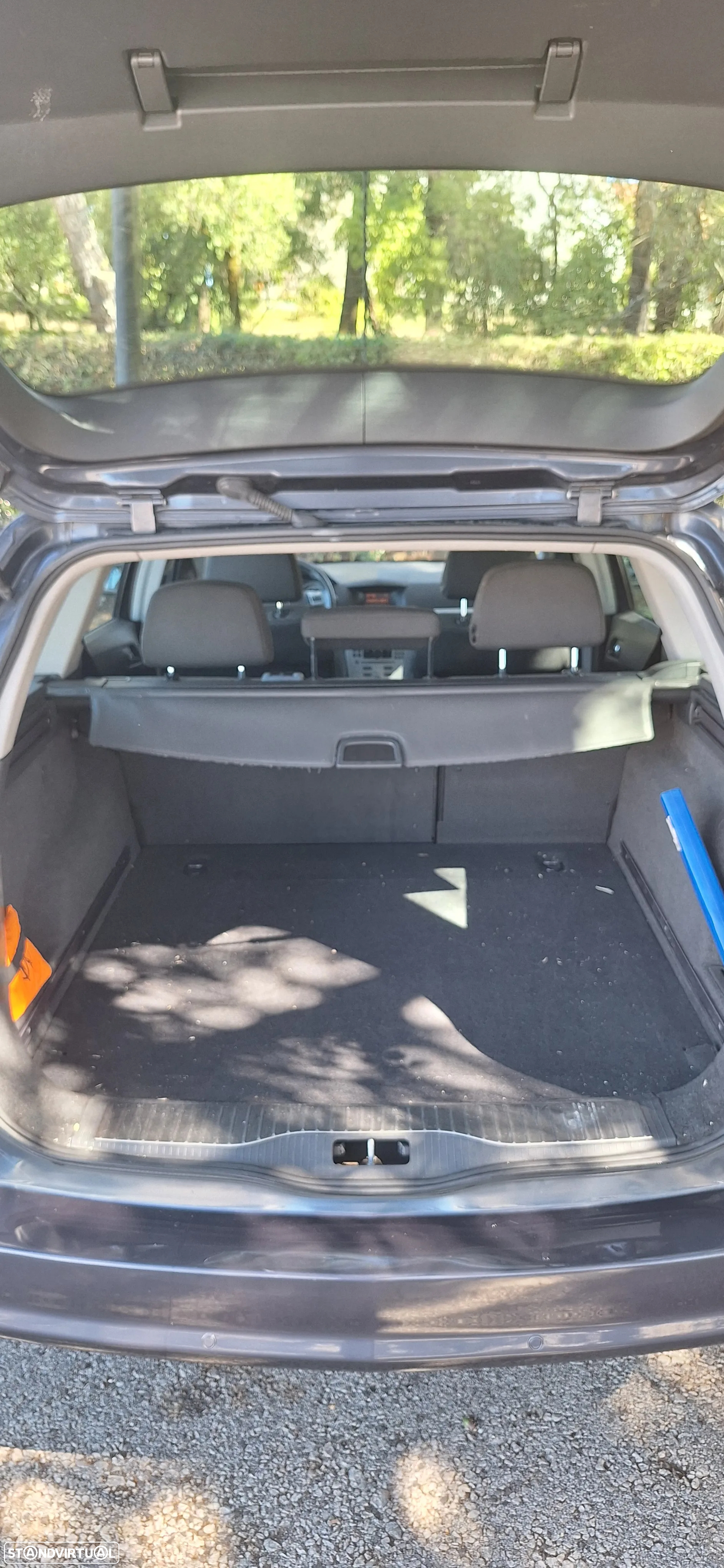 Opel Astra Caravan - 5