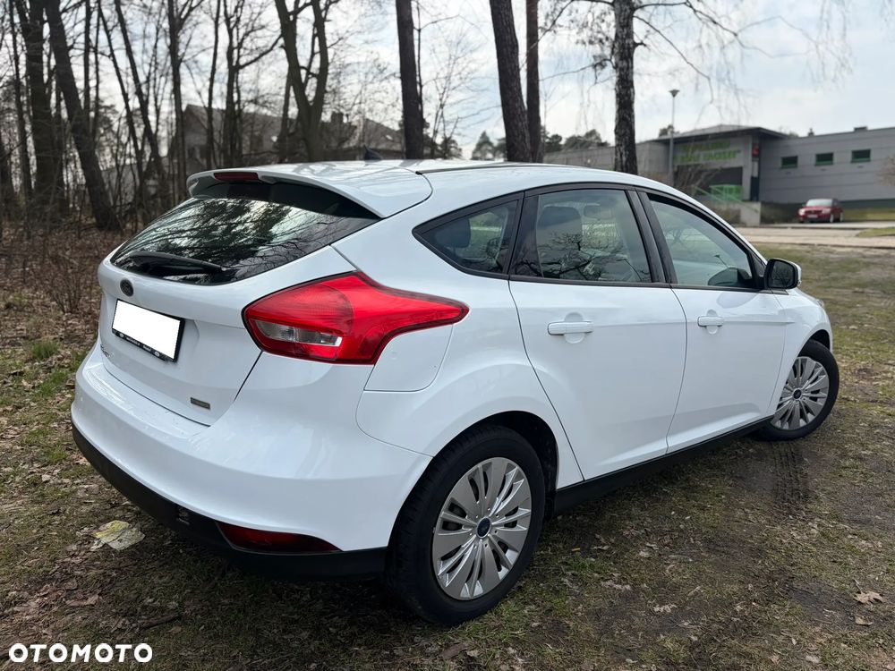 Ford Focus 1.0 EcoBoost Trend - 15