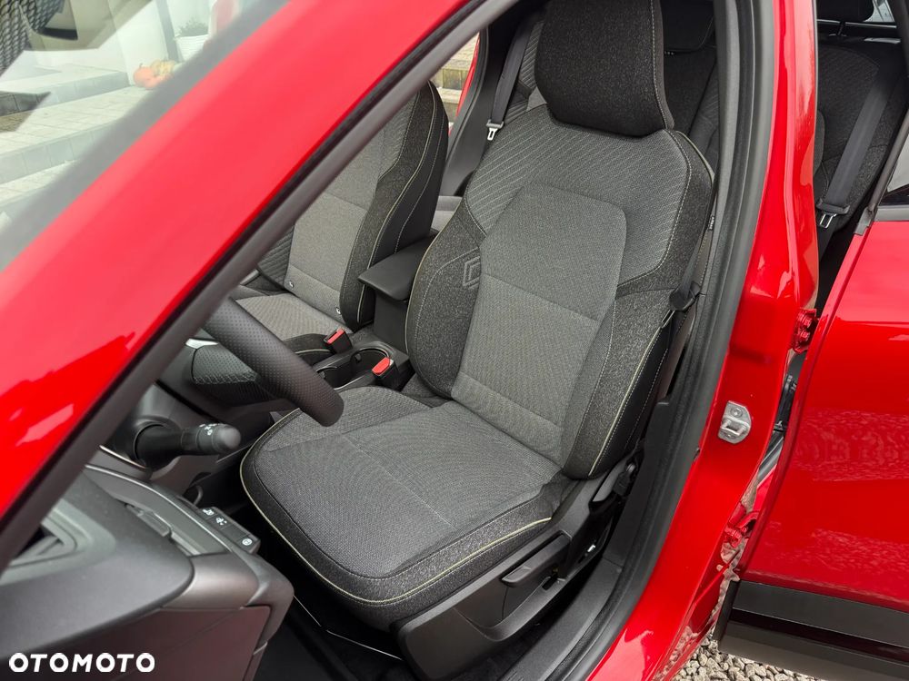 Renault Captur 1.3 TCe mHEV Techno - 24