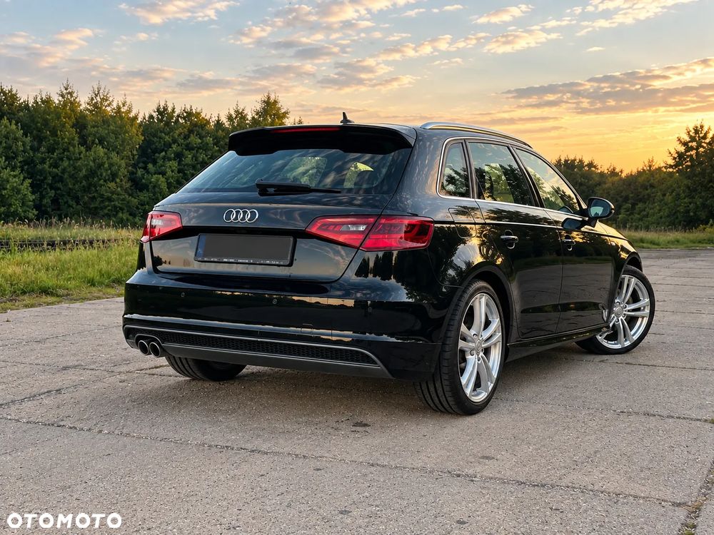 Audi A3 Sportback 2.0 TDI S tronic - 4