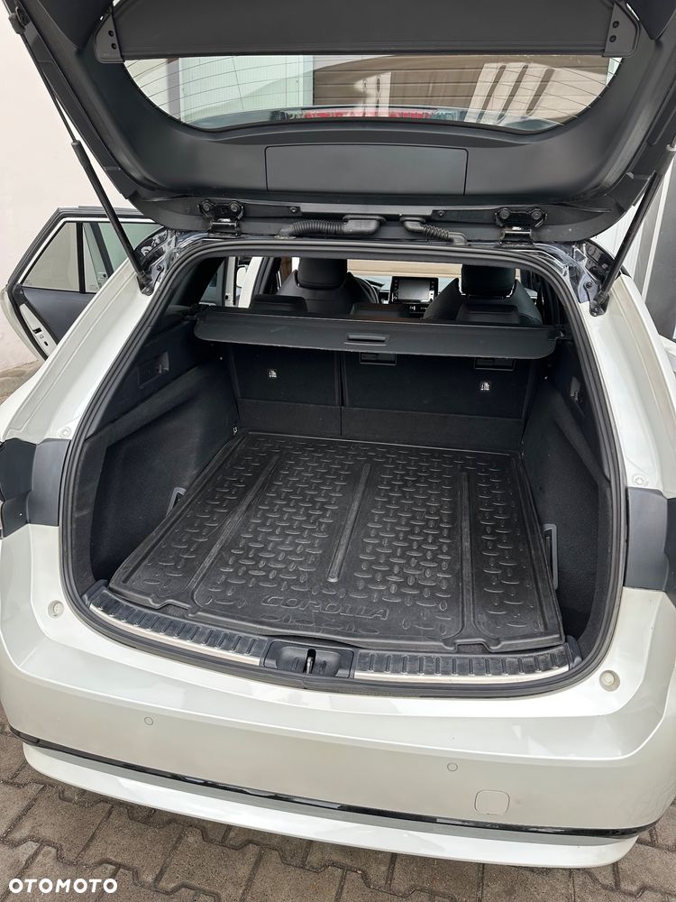 Toyota Corolla 1.8 Hybrid Selection - 7