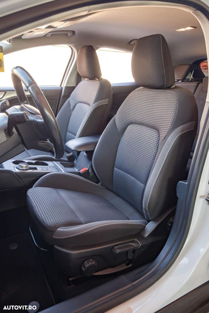 Ford Focus 1.5 EcoBlue Connected - 8