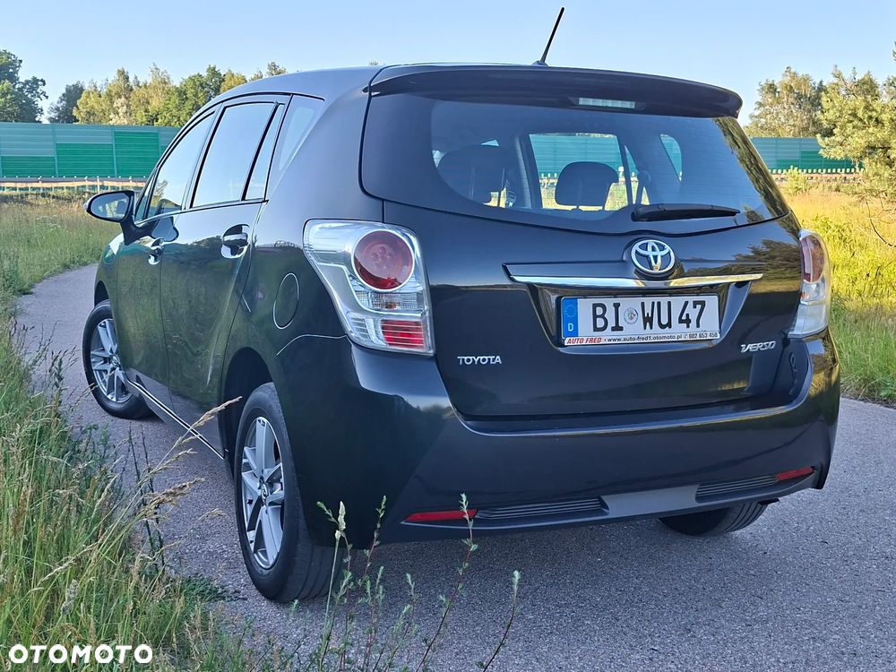 Toyota Verso 1.8 Multidrive Edition - 13