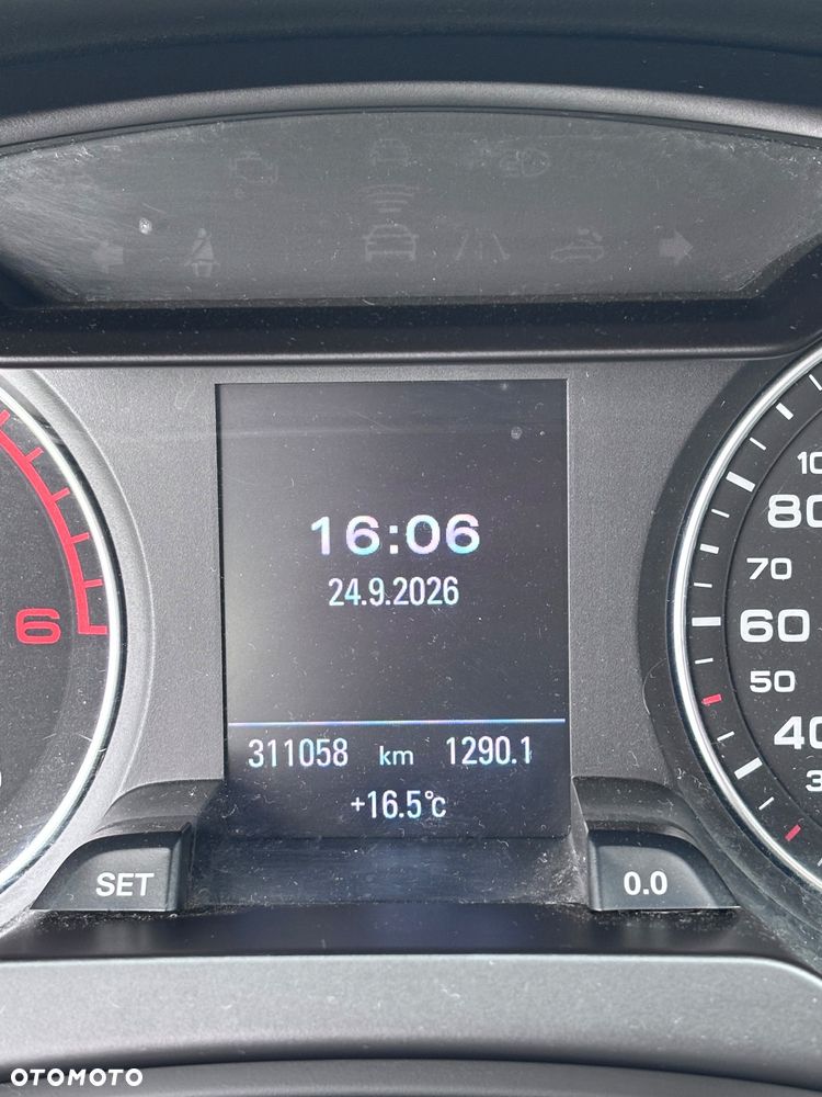 Audi A4 Avant 2.0 TDI - 18