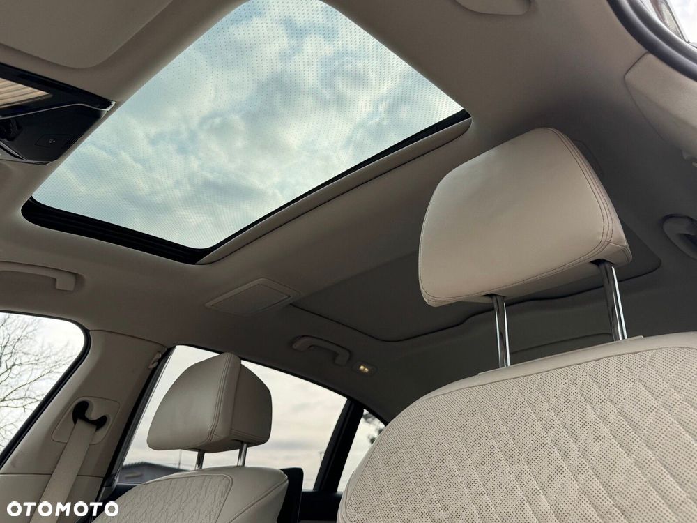 BMW Seria 7 - 27