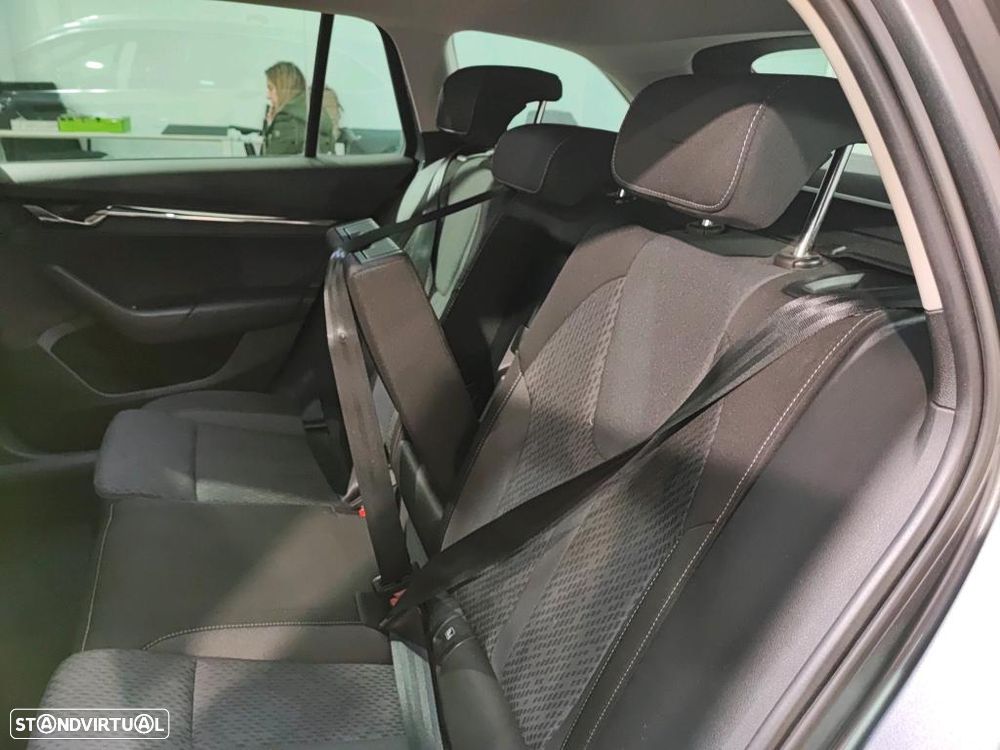 Skoda Octavia Break 2.0 TDI Style - 8