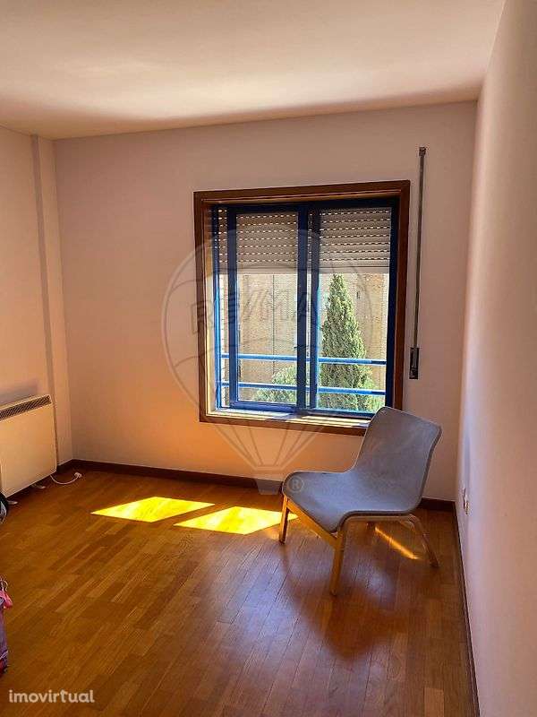 Apartamento T2 para arrendamento - Grande imagem: 4/4