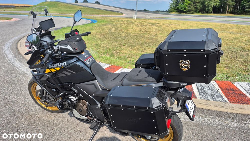 Suzuki V-STROM - 6