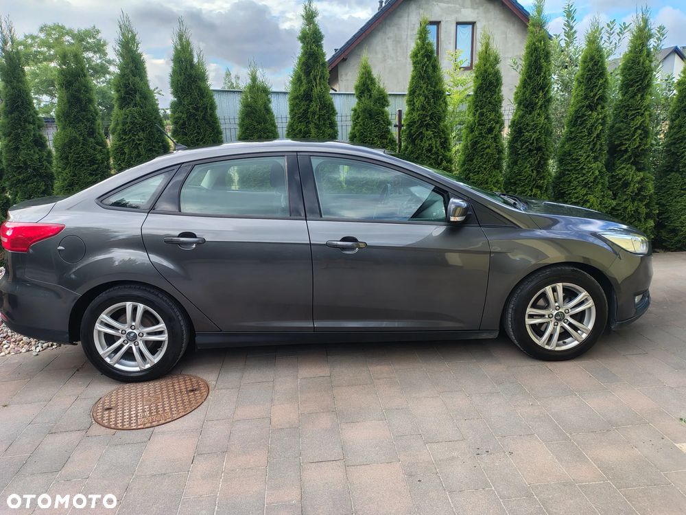 Ford Focus 1.5 TDCi SYNC Edition - 5
