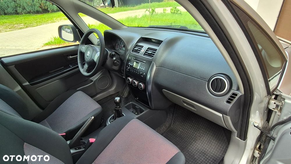 Suzuki SX4 1.6 VVT 4x4 Club - 12