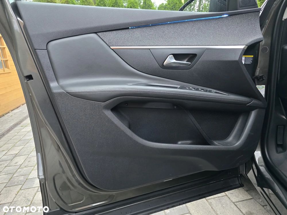 Peugeot 3008 1.2 PureTech Allure - 30