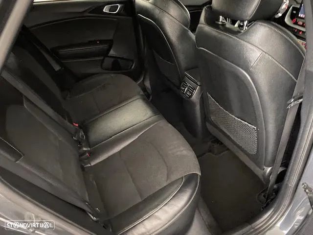 Kia ProCeed 1.0 T-GDI GT Line - 17