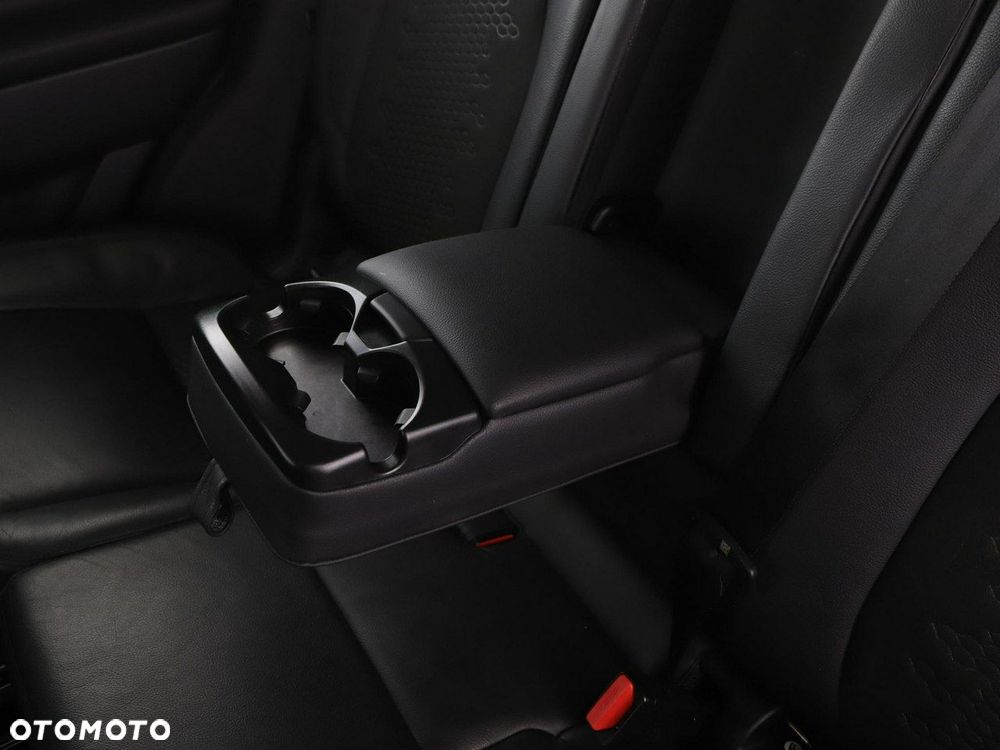 Land Rover Discovery Sport 2.0 TD4 SE - 37