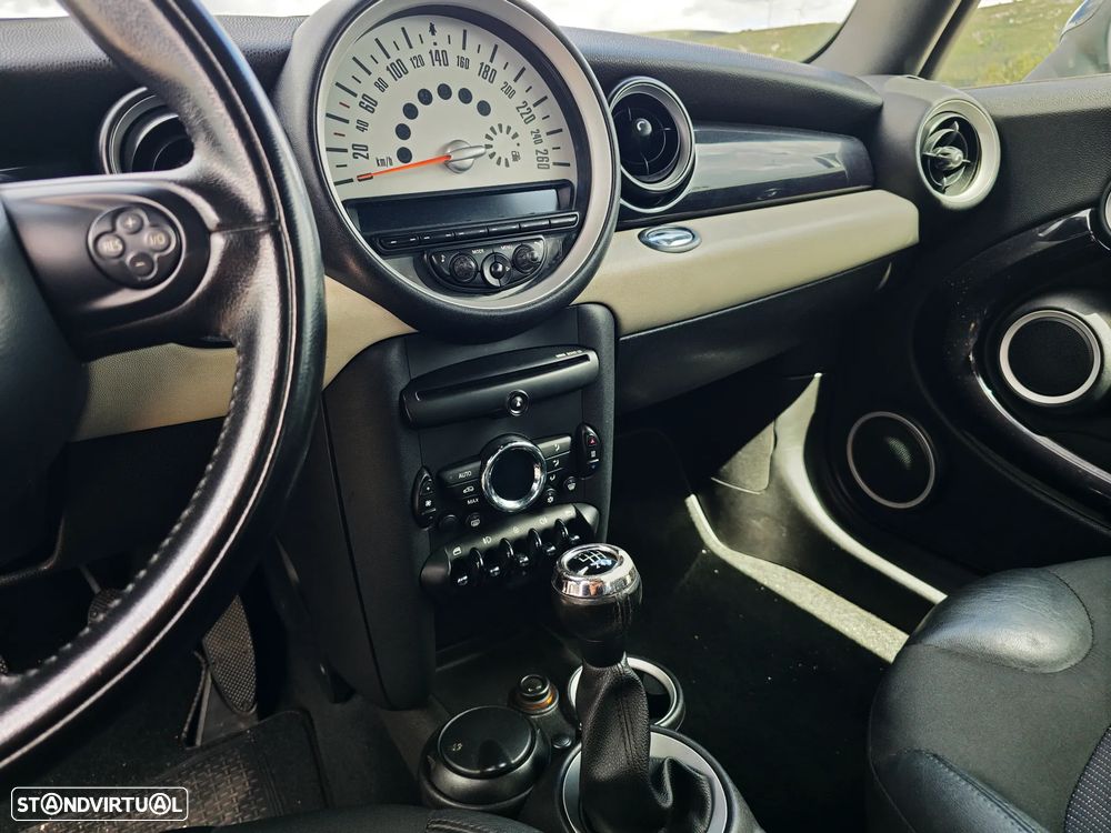 MINI Coupé Cooper SD - 11
