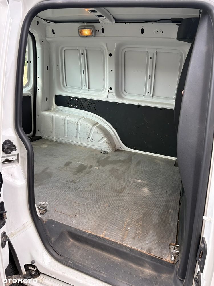 Volkswagen CADDY - 18