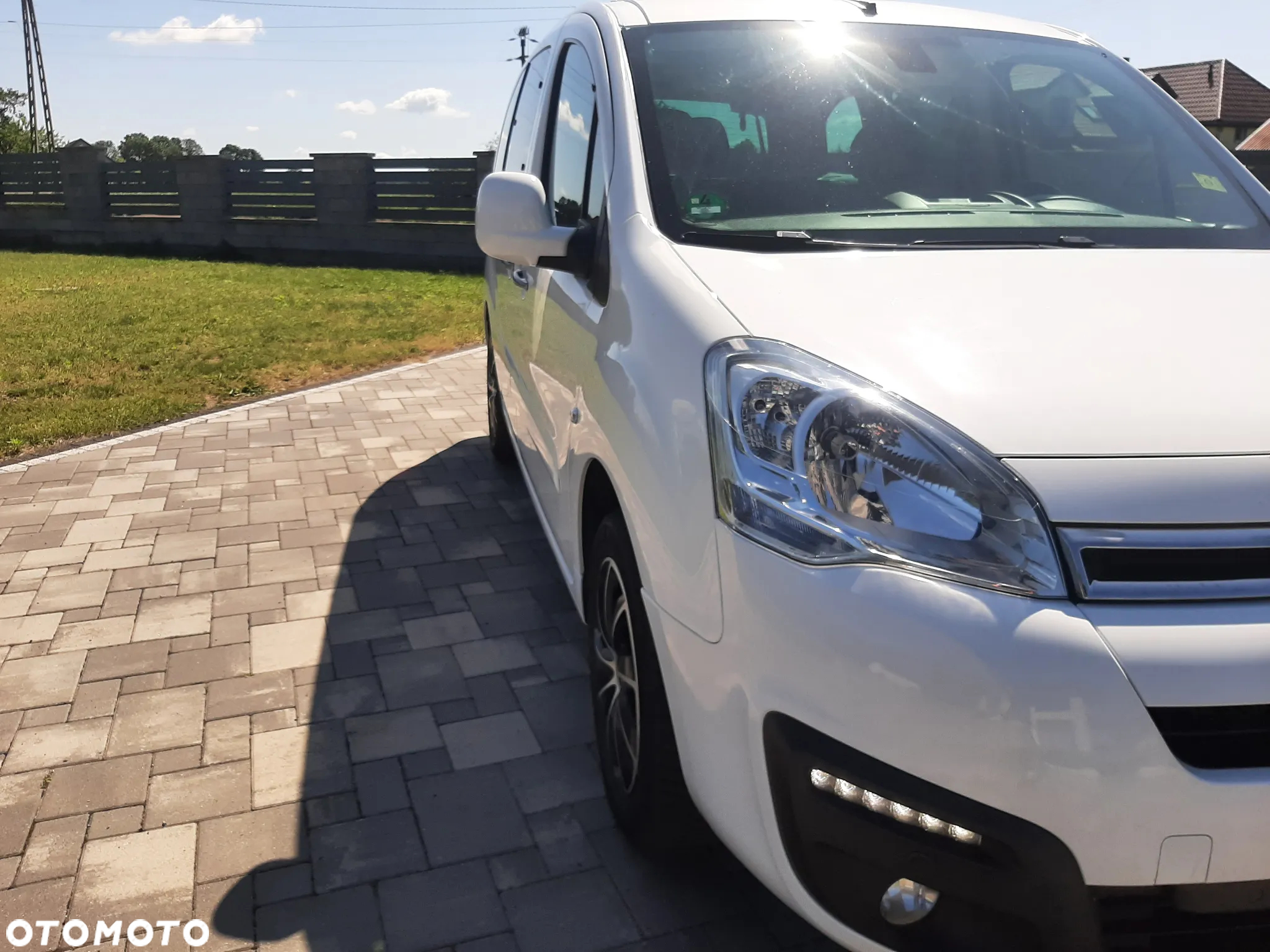 Citroën Berlingo Multispace BlueHDi 100 SELECTION - 12