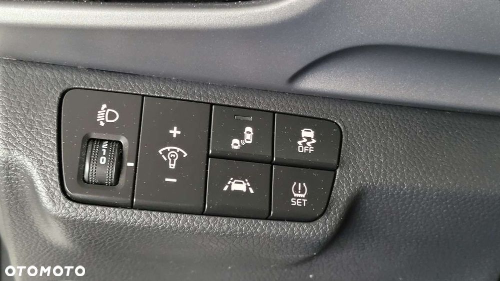 Kia Stonic - 24