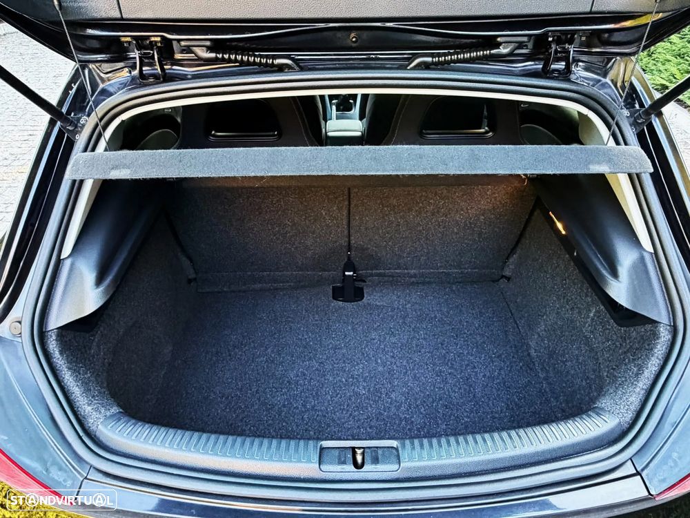 VW Scirocco 2.0 TDI Sport - 24