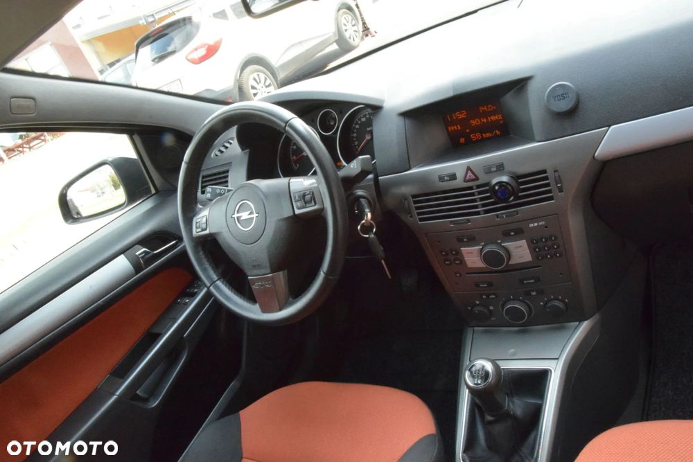 Opel Astra 1.6 Catch me - 23