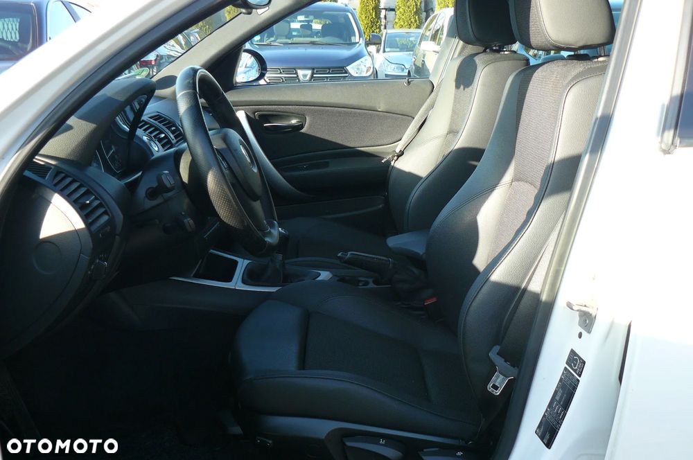 BMW Seria 1 - 14