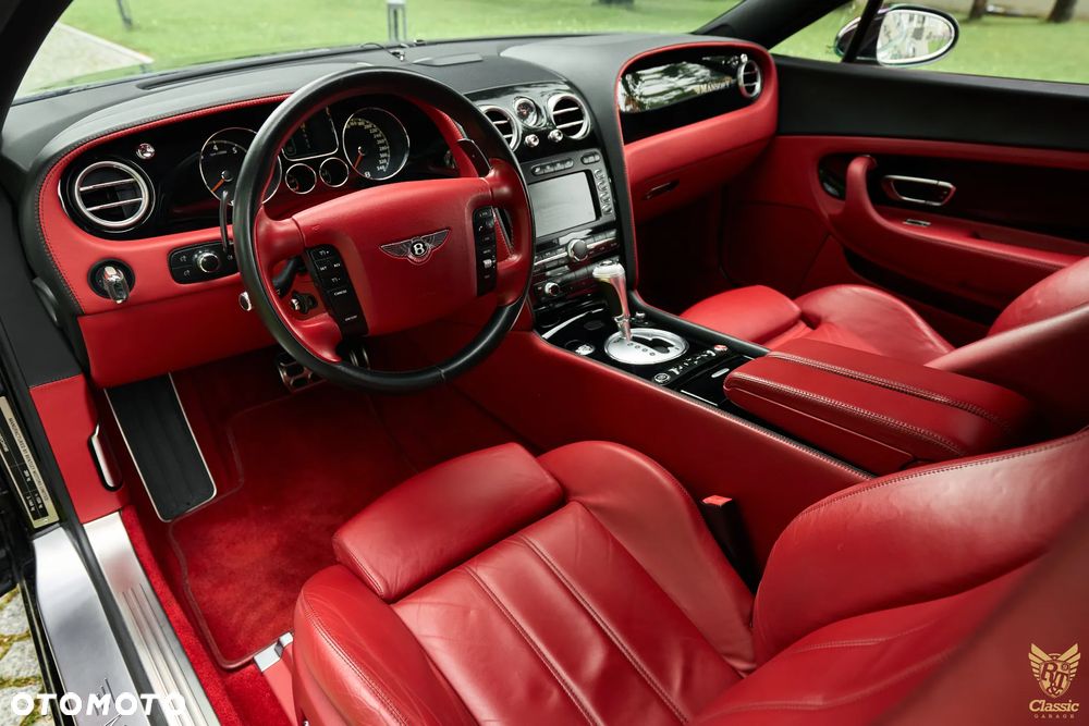 Bentley Continental GT Standard - 37