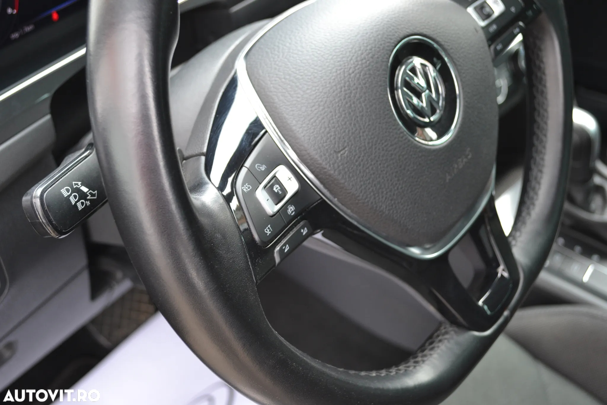 Volkswagen Tiguan 2.0 TDI 4Mot DSG Highline - 11