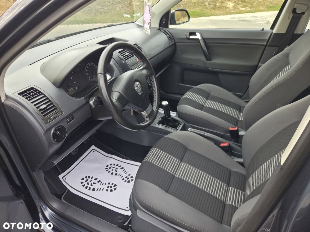 Volkswagen Polo - 13