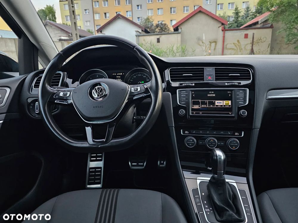 Volkswagen Golf 2.0 TDI (BlueMotion Technology) DSG Highline - 12