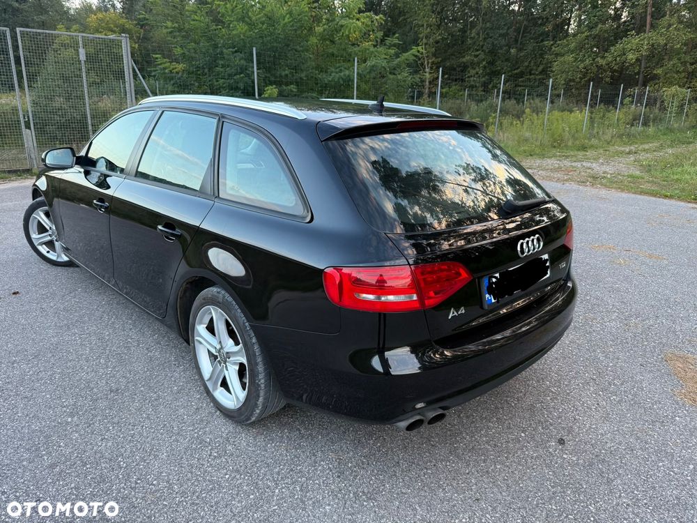 Audi A4 Avant 2.0 TDI - 11