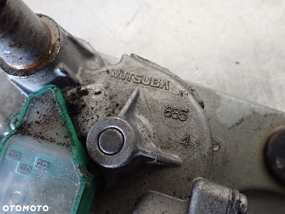 SILNICZEK WYCIERACZKI TYLNEJ MITSUBISHI LANCER VIII - 4