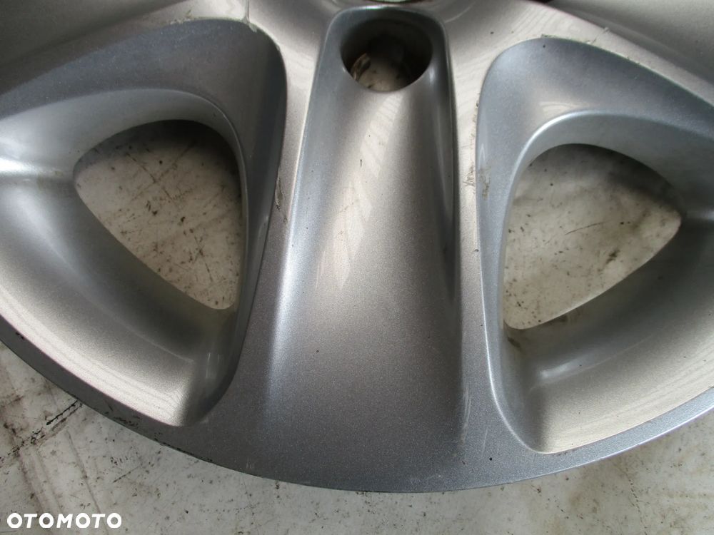 KOŁPAKI STRUKTURALNE 15 OPEL CORSA - 17