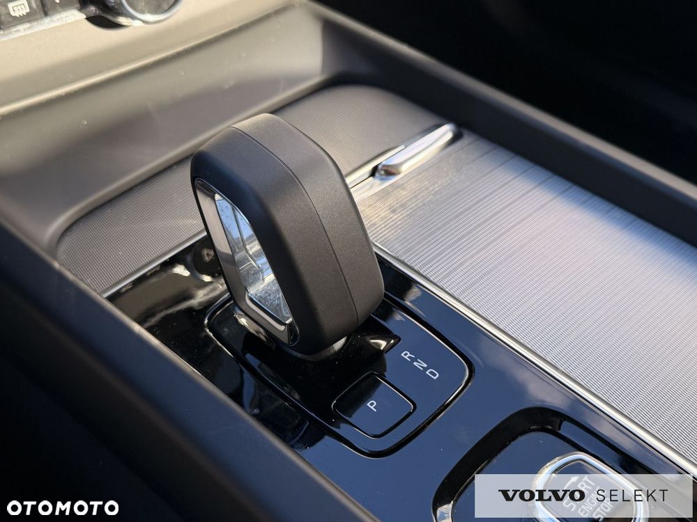 Volvo XC 60 - 21