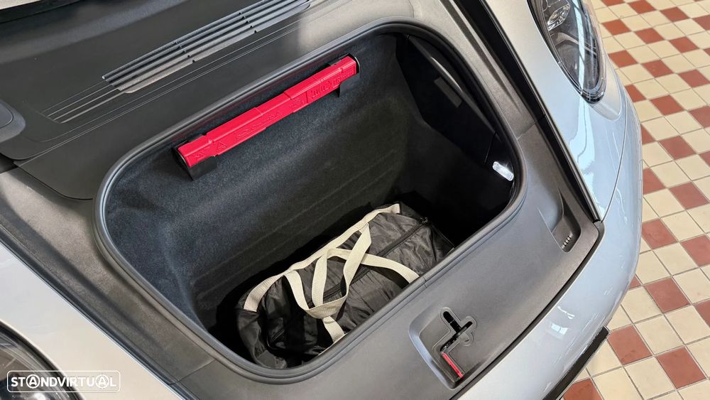 Porsche 911 (992) Targa 4 GTS PDK - 30