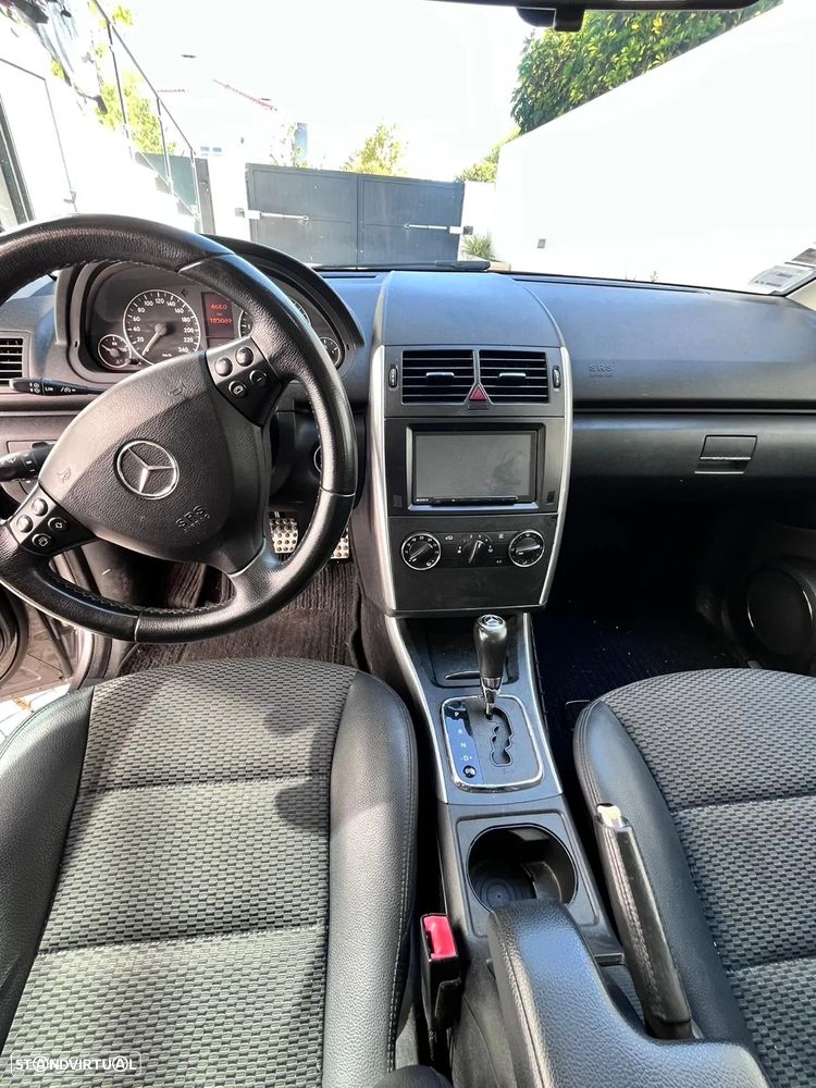Mercedes-Benz B 180 CDi Autotronic - 9