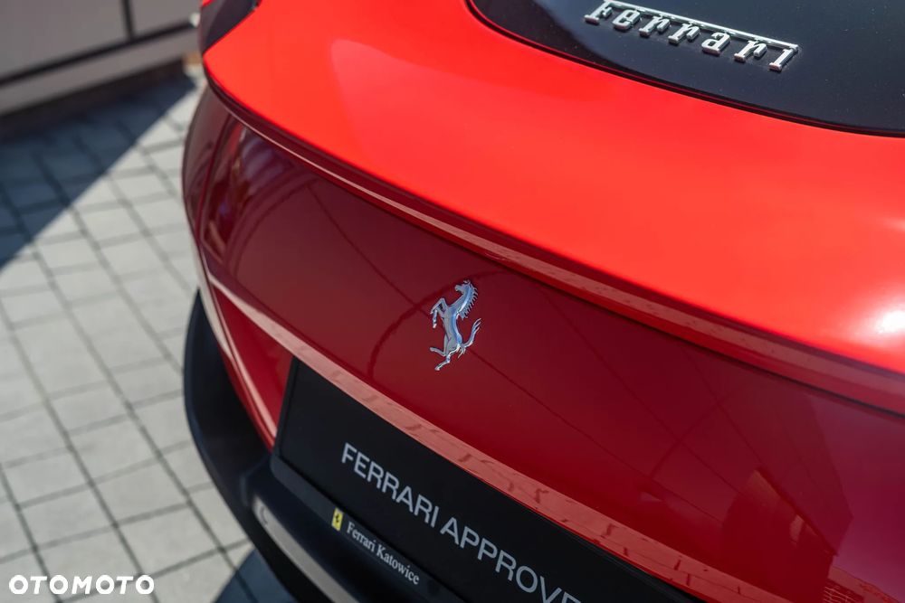 Ferrari Roma - 15