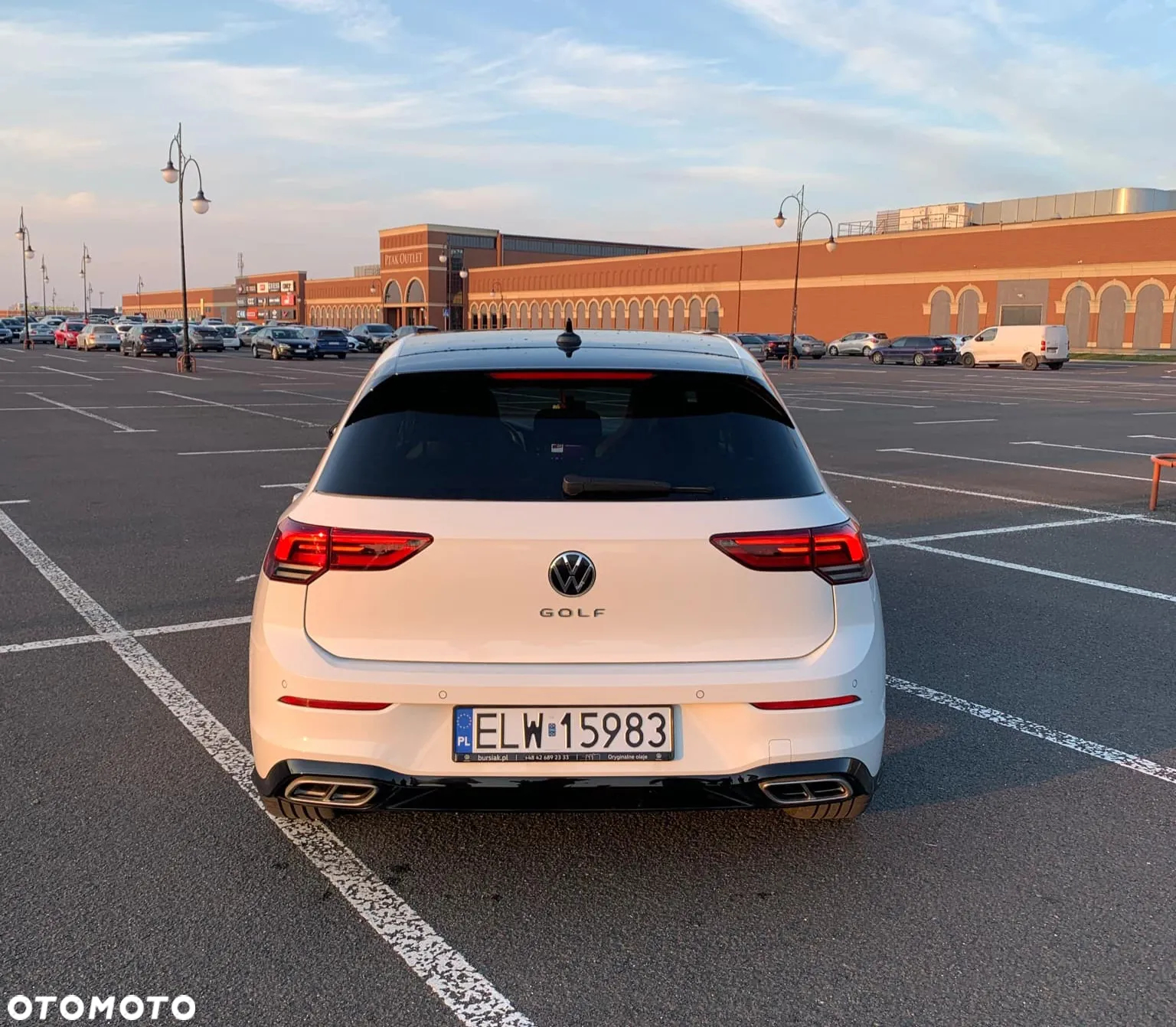 Volkswagen Golf VIII 1.5 TSI EVO R-Line - 6