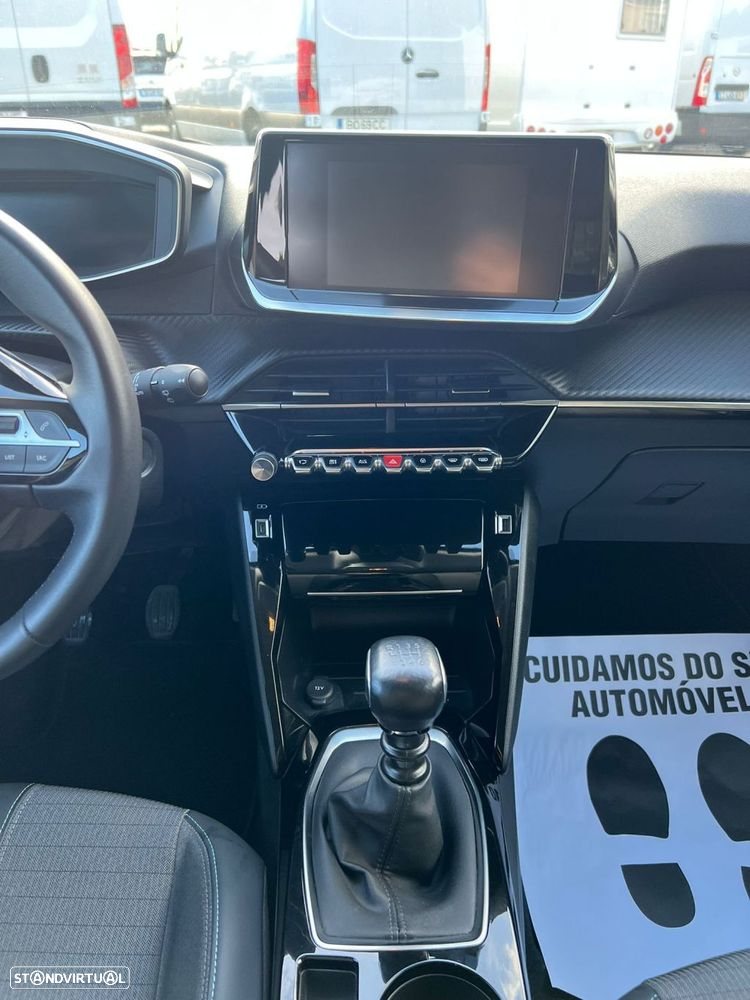 Peugeot 208 1.2 PureTech Allure - 26