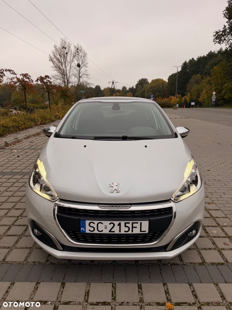 Peugeot 208 2016 photo 4