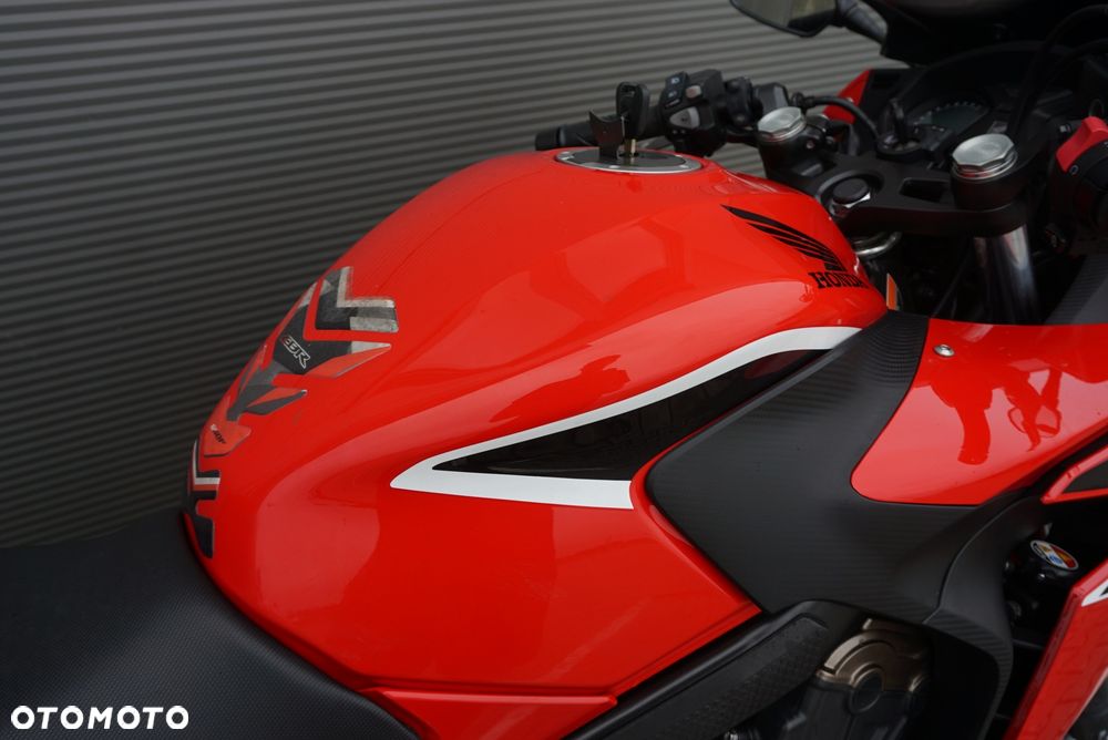 Honda CBR - 24