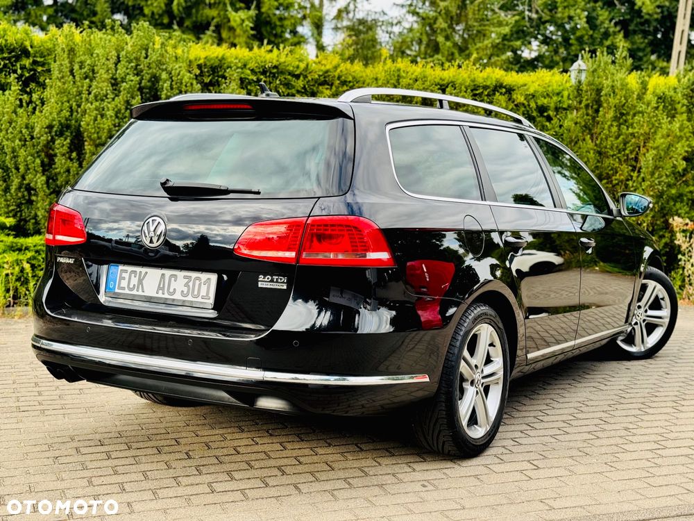 Volkswagen Passat Variant 2.0 TDI DSG BlueMotion Technology Highline - 24