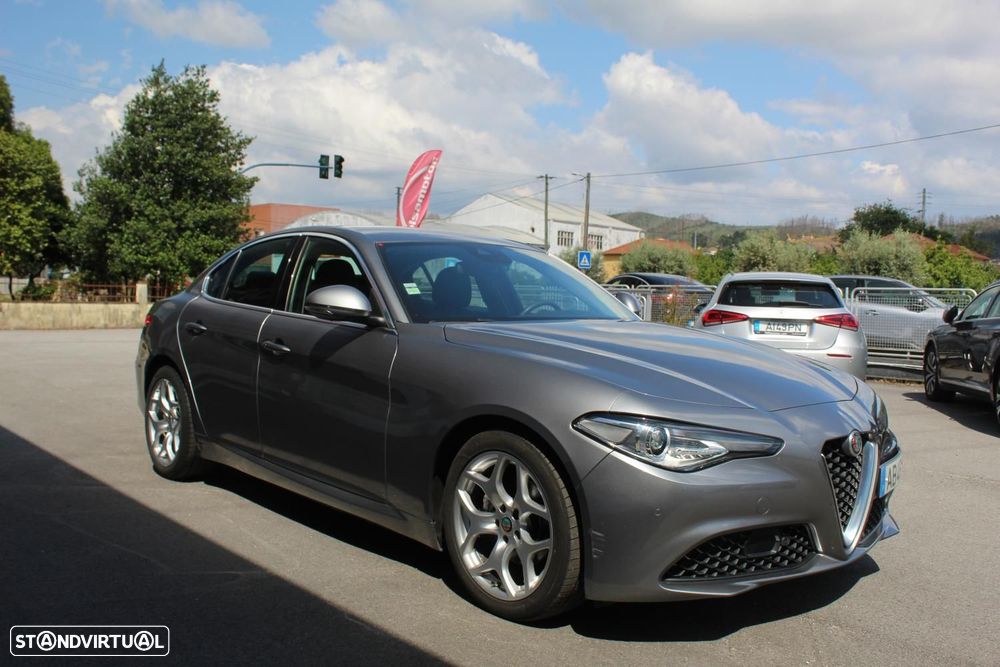 Alfa Romeo Giulia 2.2 D Super AT8 - 12