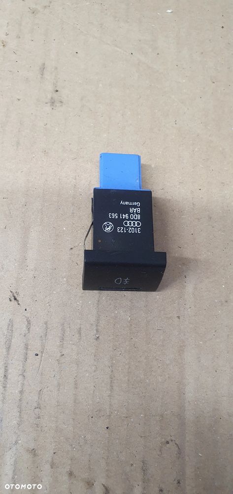 Włącznik przełącznik świateł przeciwmgielnych Audi A4 B5 8D0941563 - 2