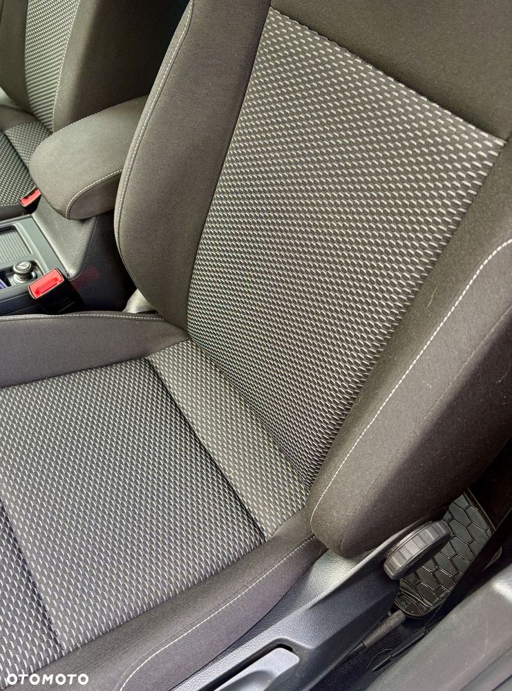 Volkswagen Golf VII 1.4 TSI BMT City - 26